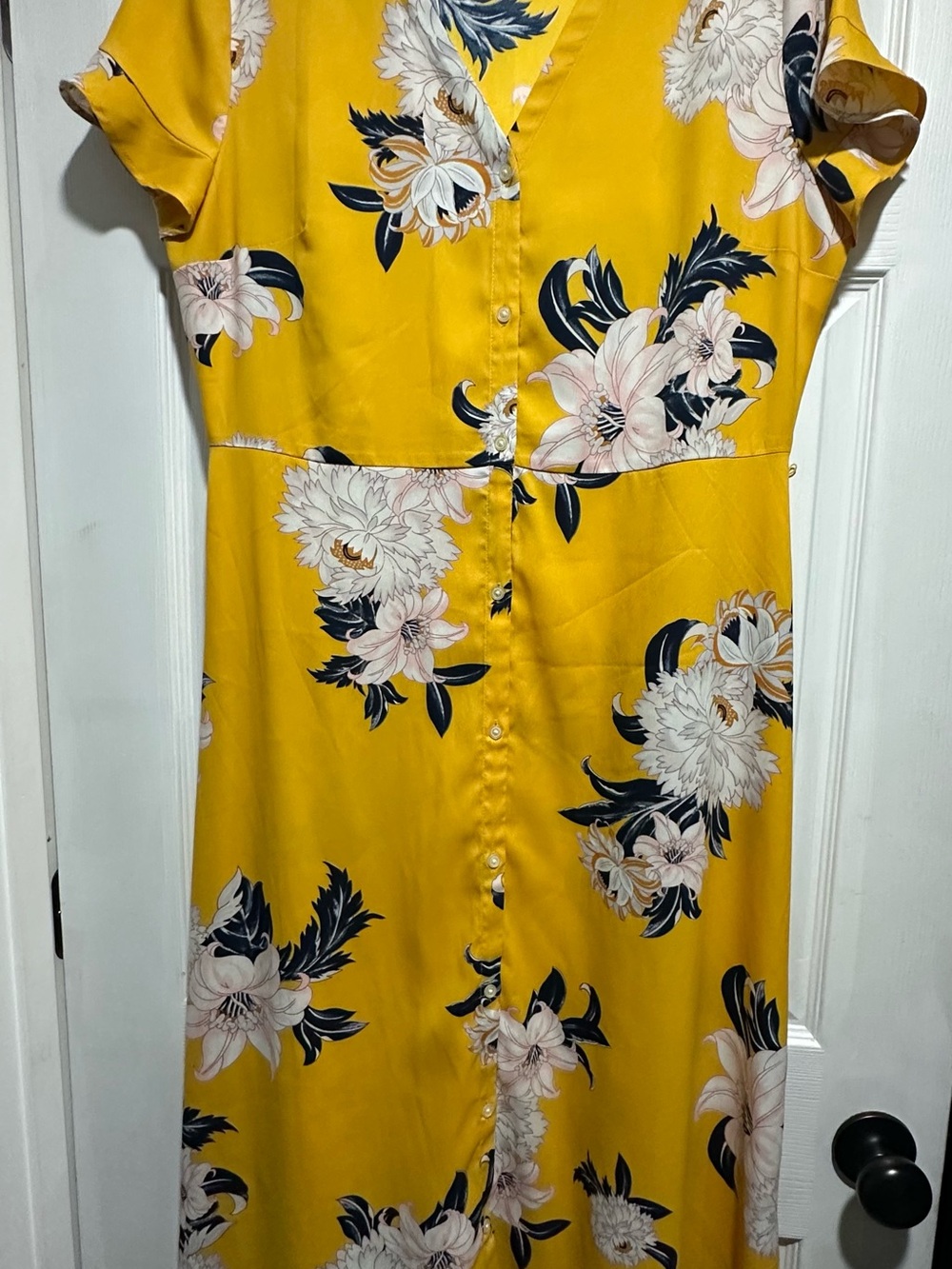 LOFT Yellow Floral Button-Front Maxi Dress with Tie Waist 12 - Picture 6 of 6